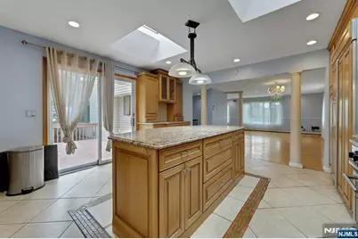 974 Bridge Street, Washington Township, NJ 07676 - Photo 14