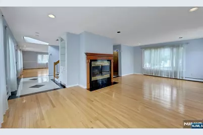 974 Bridge Street, Washington Township, NJ 07676 - Photo 6
