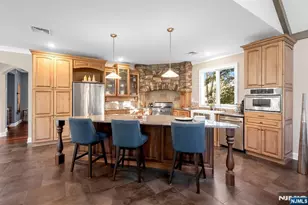 631 Sargent Rd, River Vale Township, NJ 07675 - Photo 8