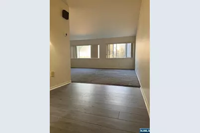 312 Pond Court, Washington Township, NJ 07676 - Photo 2