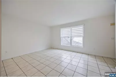235-237 Keen, Paterson, NJ 07524 - Photo 2