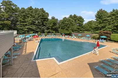 594 Glasmere Road, Mahwah, NJ 07430 - Photo 40
