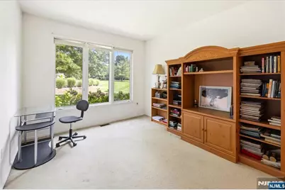 594 Glasmere Road, Mahwah, NJ 07430 - Photo 14