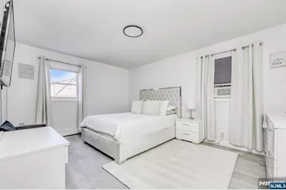 28 Avenue A 1 #1, Lodi, NJ 07644 - Photo 8