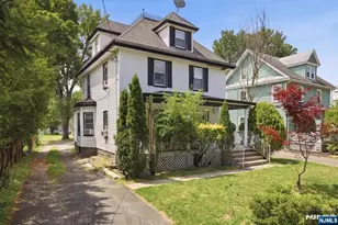 158 Slocum Ave, Englewood, NJ 07631 - Photo 4
