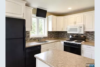 126 Dukes Street, Kearny, NJ 07032 - Photo 20