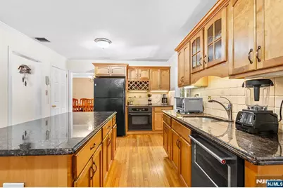777 Washington Avenue, Washington Township, NJ 07676 - Photo 10