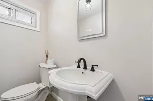 33 Lotz St, North Haledon, NJ 07508 - Photo 18