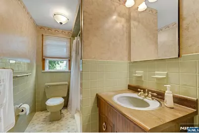 34 Berkeley Avenue, Belleville, NJ 07109 - Photo 32