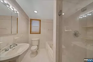 34 Berkeley Ave, Belleville, NJ 07109 - Photo 16