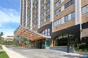250 Gorge Road 28E, Cliffside Park, NJ 07010 - Photo 1