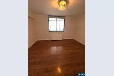 250 Gorge Road 28E #28E, Cliffside Park, NJ 07010 - Photo 10
