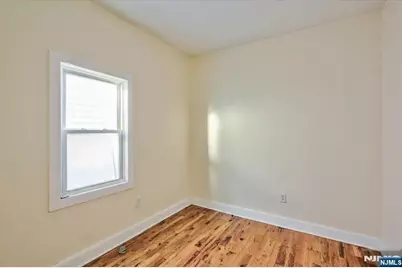225 10th Street, Newark, NJ 07107 - Photo 16