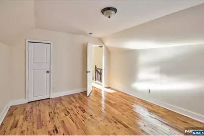 225 10th Street, Newark, NJ 07107 - Photo 38