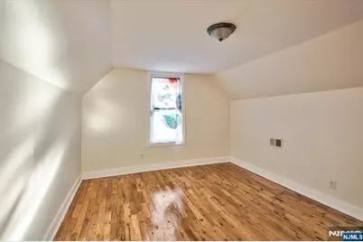 225 10th Street, Newark, NJ 07107 - Photo 36