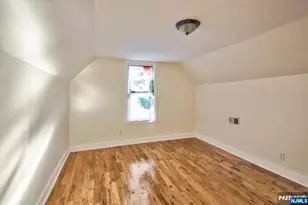 225 10th St, Newark, NJ 07107 - Photo 36