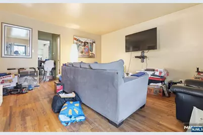 312 Stuyvesant Avenue, Newark, NJ 07106 - Photo 4