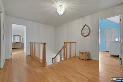 885 Summit Avenue, River Edge, NJ 07661 - Photo 30