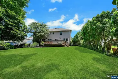 885 Summit Avenue, River Edge, NJ 07661 - Photo 6
