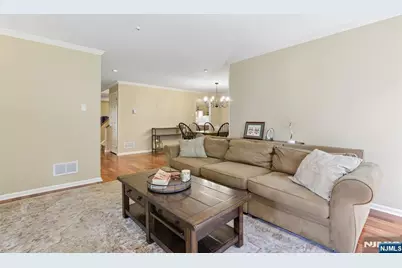 62 Northgate Road 62E #62E, Washington Township, NJ 07676 - Photo 8