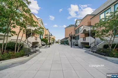 600 Harbor Boulevard 771 #771, Weehawken, NJ 07086 - Photo 26