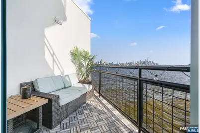 600 Harbor Boulevard 771 #771, Weehawken, NJ 07086 - Photo 4