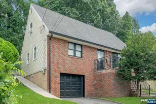 774 Ravenhill Pl, Ridgefield, NJ 07657 - Photo 1
