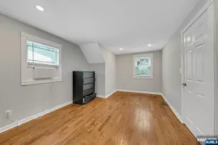 774 Ravenhill Pl, Ridgefield, NJ 07657 - Photo 16