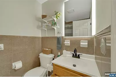 61 Sherman Avenue, Newark, NJ 07114 - Photo 24