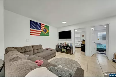 61 Sherman Avenue, Newark, NJ 07114 - Photo 28
