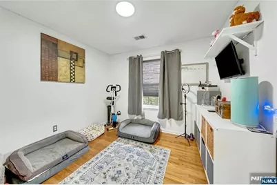 61 Sherman Avenue, Newark, NJ 07114 - Photo 14