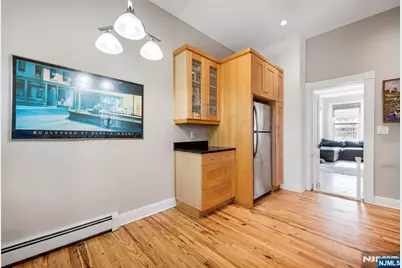 809 Park Avenue, River Edge, NJ 07661 - Photo 12