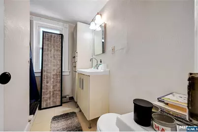 809 Park Avenue, River Edge, NJ 07661 - Photo 34