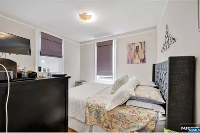 809 Park Avenue, River Edge, NJ 07661 - Photo 16