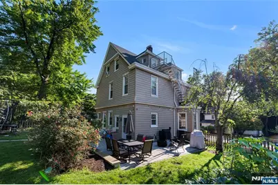 809 Park Avenue, River Edge, NJ 07661 - Photo 4