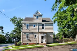 809 Park Ave, River Edge, NJ 07661 - Photo 2