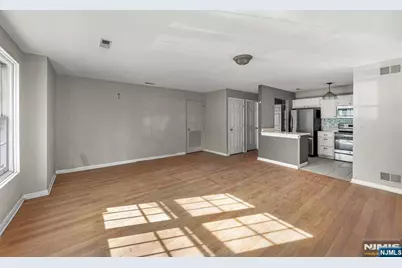 20 Mulford Court C0025 #C0025, Roseland, NJ 07068 - Photo 24
