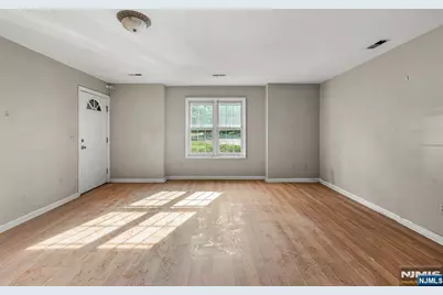 20 Mulford Court C0025 #C0025, Roseland, NJ 07068 - Photo 14