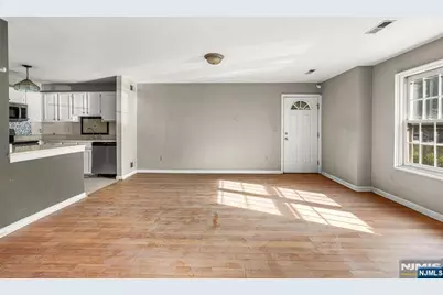 20 Mulford Court C0025 #C0025, Roseland, NJ 07068 - Photo 16