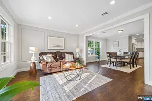 9 Burnet Hill Rd, Livingston, NJ 07039 - Photo 8