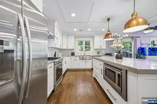 9 Burnet Hill Rd, Livingston, NJ 07039 - Photo 16