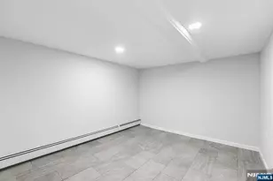 475 Nelson Ave, Cliffside Park, NJ 07010 - Photo 32
