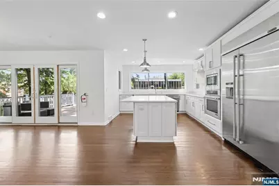 2 Monument Place, Cresskill, NJ 07626 - Photo 8