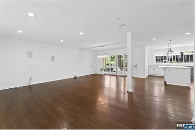 2 Monument Place, Cresskill, NJ 07626 - Photo 4