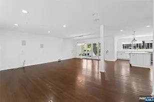 2 Monument Pl, Cresskill, NJ 07626 - Photo 4