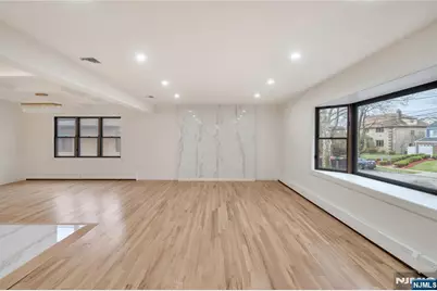 468 Morse Avenue, Ridgefield, NJ 07657 - Photo 4