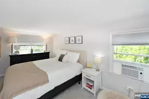122 Strysko Ave, Mahwah, NJ 07430 - Photo 20