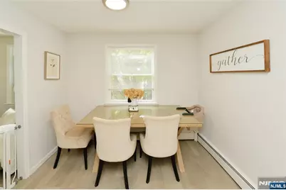 122 Strysko Avenue, Mahwah, NJ 07430 - Photo 12