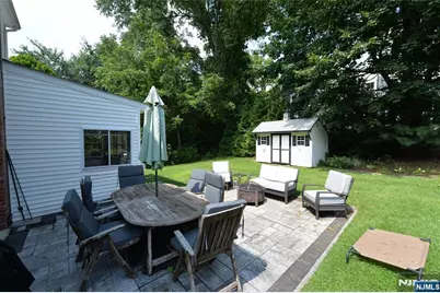 122 Strysko Avenue, Mahwah, NJ 07430 - Photo 2