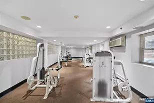 70 Munn Ave 401, East Orange, NJ 07018 - Photo 12